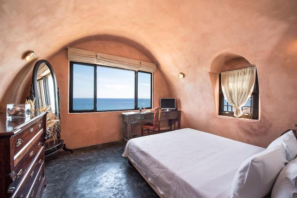 Ramni House: Private Villa With Pool By The Sea Oia  Bagian luar foto