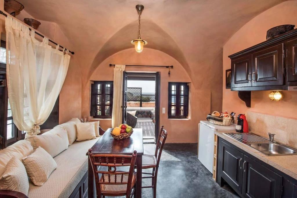 Ramni House: Private Villa With Pool By The Sea Oia  Bagian luar foto